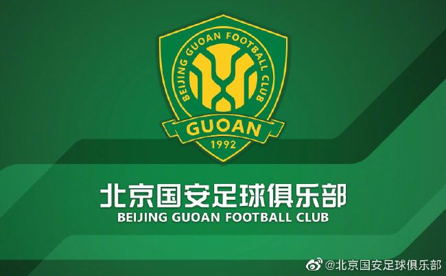 内维尔在天空体育的播客节目中谈到了阿诺德，并直言他和阿诺德之间的差距天壤之别。